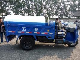 青島地區(qū)吸糞車價(jià)格解析 農(nóng)業(yè)機(jī)械欄目的吸污車選購(gòu)指南